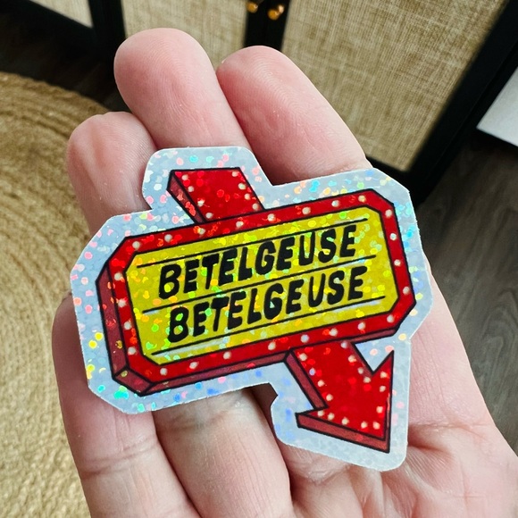 💚🖤 Beetlejuice sticker set of 5 spooky  holographic / glitter 🎃✨🖤👻 - Picture 10 of 11